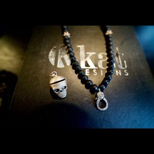 Men’s skull necklace